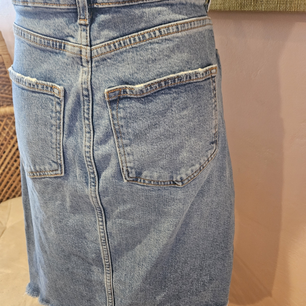 Anthropologie "Pilcro And The Letterpress" Blue Distressed Denim Mini Skirt - Picture 7 of 10
